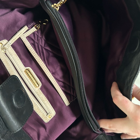 B . Makowsky Luxury Leather Women’s Purse, Shoulder Bag - Picture 9 of 14